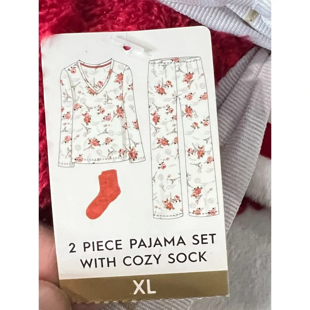 NEW - Laura Ashley 2 Piece Pajama Set w/ Cozy Socks Paris Floral Fleece - Sz. XL